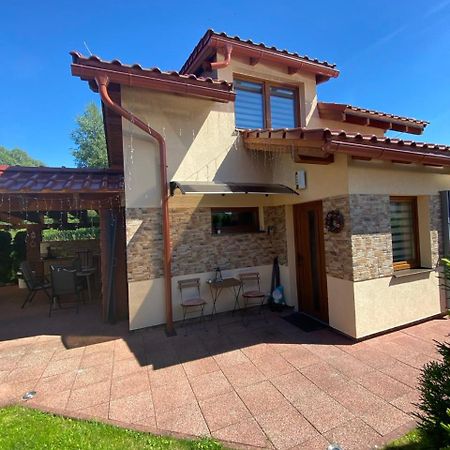 Liptov Odessa Villa Lipótszentmiklós Kültér fotó